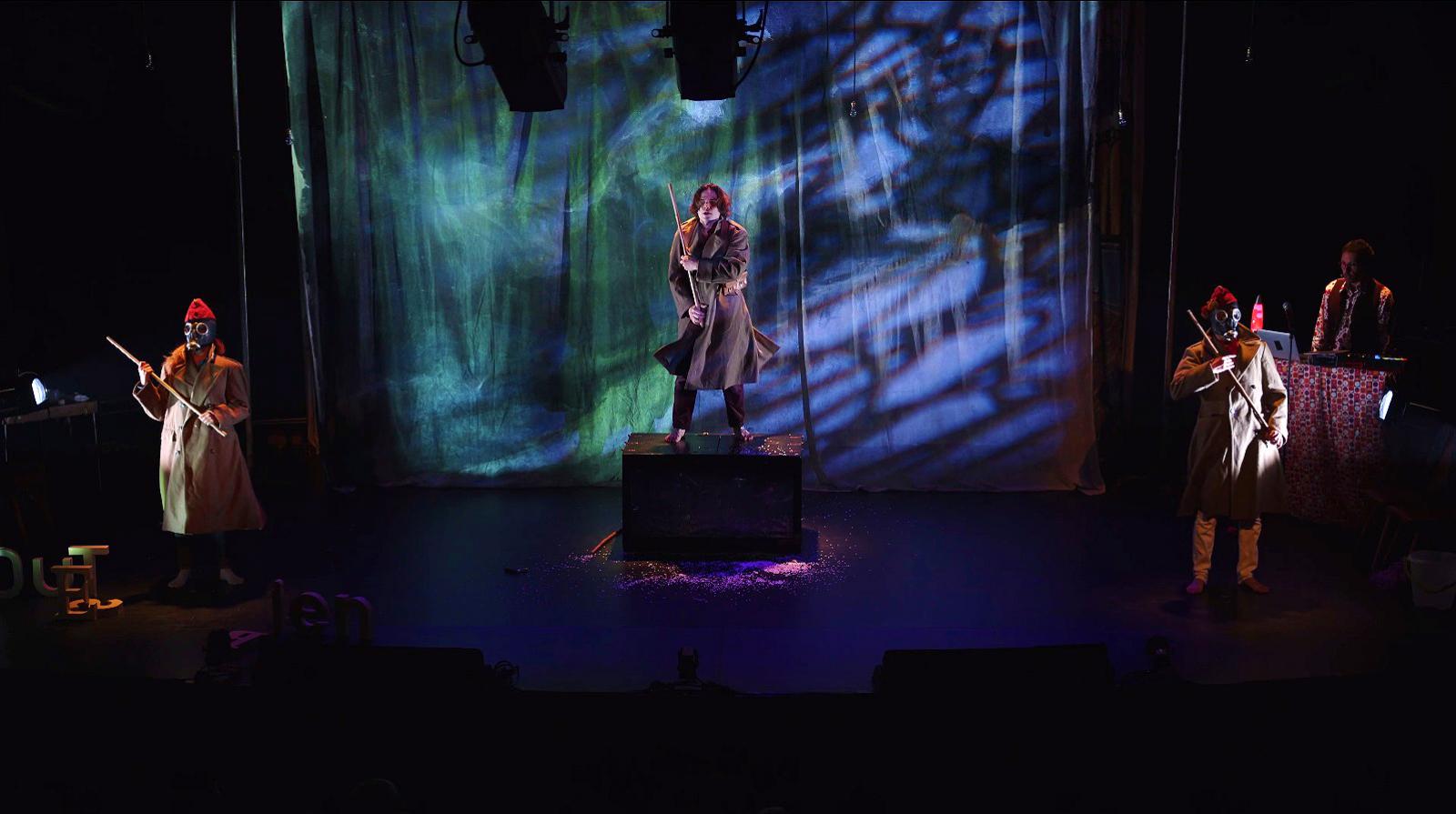 Petit Voyage en barbarie (Candide!)