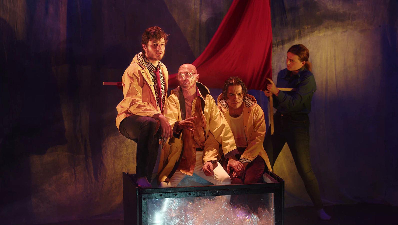 Petit Voyage en barbarie (Candide!)